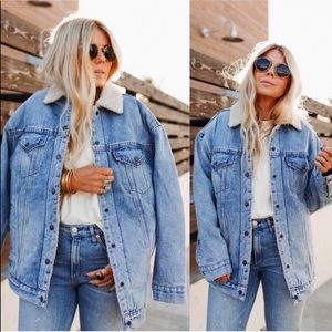 NWT Ex-Boyfriend Sherpa Trucker Jacket Light Wash